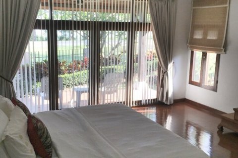 Casa de 3 dormitorios en Pattaya, Tailandia № 243140 - foto 15