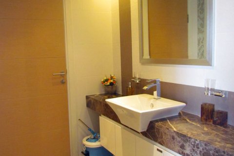 Condominio de 1 dormitorio en Pattaya, Tailandia № 242824 - foto 7