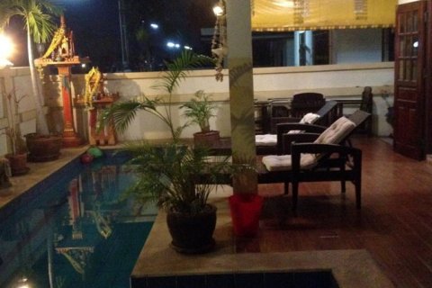 Casa de 3 dormitorios en Pattaya, Tailandia № 243086 - foto 2