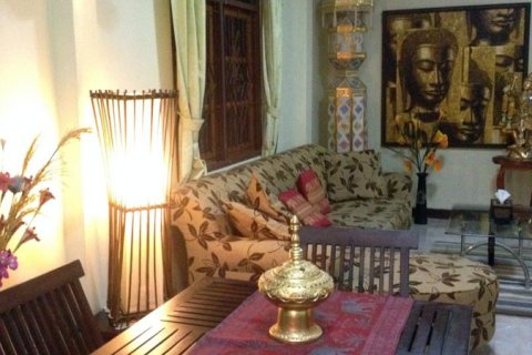 Casa de 3 dormitorios en Pattaya, Tailandia № 243086 - foto 13