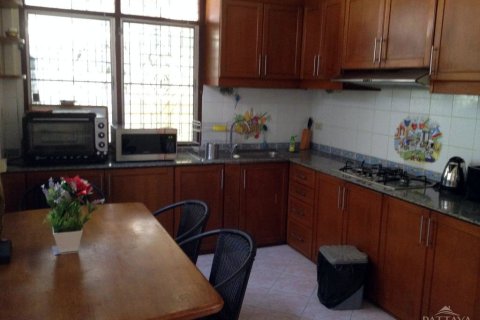 Casa de 3 dormitorios en Pattaya, Tailandia № 243086 - foto 15