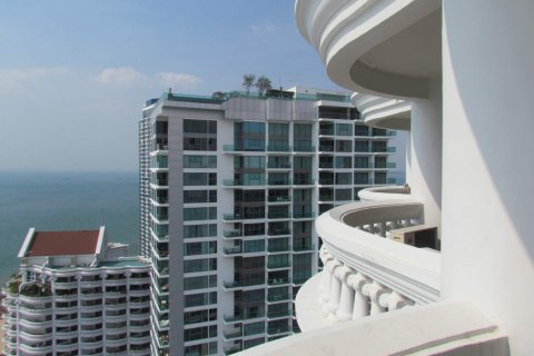Condominio de 4 dormitorios en Pattaya, Tailandia № 242275 - foto 14