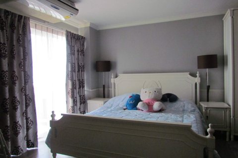 Condominio de 4 dormitorios en Pattaya, Tailandia № 242275 - foto 26