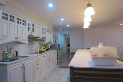 Condominio de 4 dormitorios en Pattaya, Tailandia № 242275 - foto 6