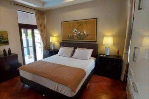 Casa de 3 dormitorios en Pattaya, Tailandia № 243223 - foto 13