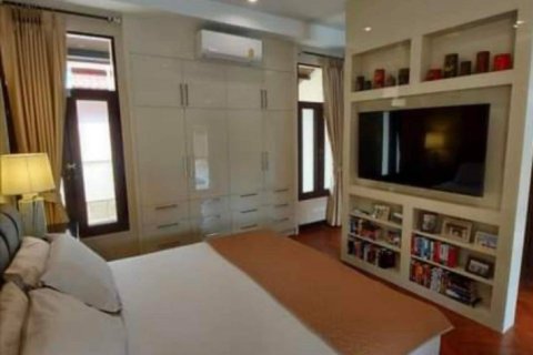 Casa de 3 dormitorios en Pattaya, Tailandia № 243223 - foto 8