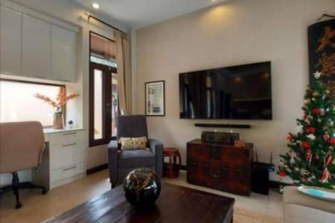 Casa de 3 dormitorios en Pattaya, Tailandia № 243223 - foto 3