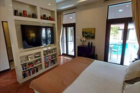Casa de 3 dormitorios en Pattaya, Tailandia № 243223 - foto 4