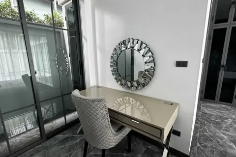 Casa de 2 dormitorios en Nai Harn Beach, Tailandia № 120944 - foto 25