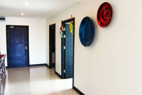 Condominio de 2 dormitorios en Pattaya, Tailandia № 242241 - foto 5