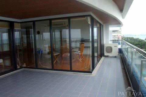 Condominio de 2 dormitorios en Pattaya, Tailandia № 242283 - foto 11
