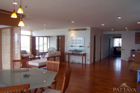 Condominio de 2 dormitorios en Pattaya, Tailandia № 242283 - foto 21