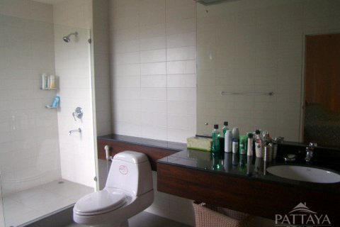 Condominio de 2 dormitorios en Pattaya, Tailandia № 242283 - foto 17