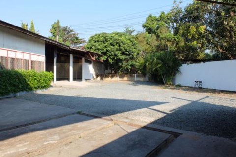 Almacén 960 m2 en Chiang Mai, Tailandia № 244785 - foto 1
