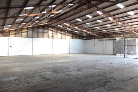 Almacén 960 m2 en Chiang Mai, Tailandia № 244785 - foto 4