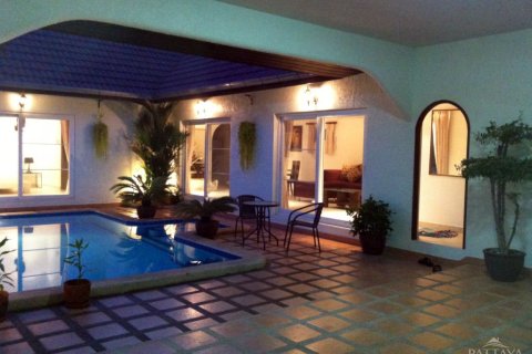 Casa de 2 dormitorios en Pattaya, Tailandia № 243092 - foto 4