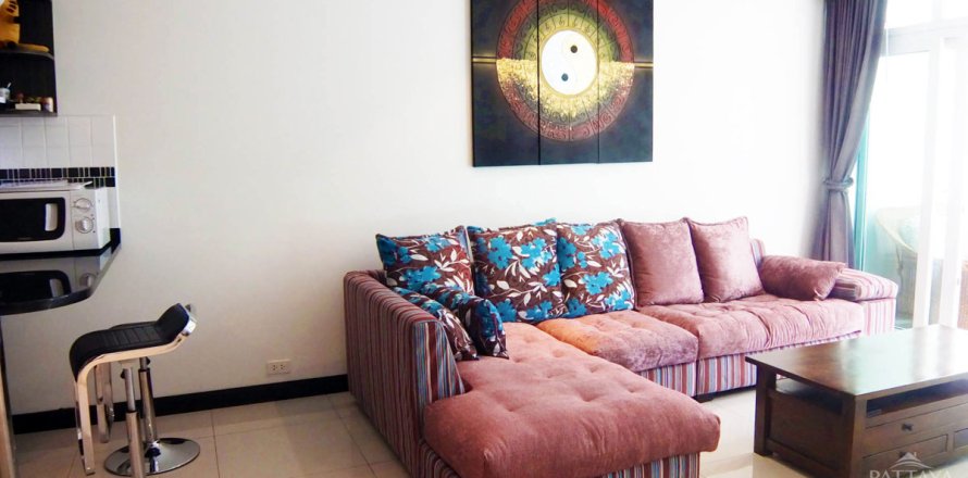 Condominio de 2 dormitorios en Pattaya, Tailandia № 242358