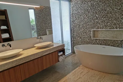 Casa de 3 dormitorios en Ao Yon Beach, Tailandia № 46559 - foto 7