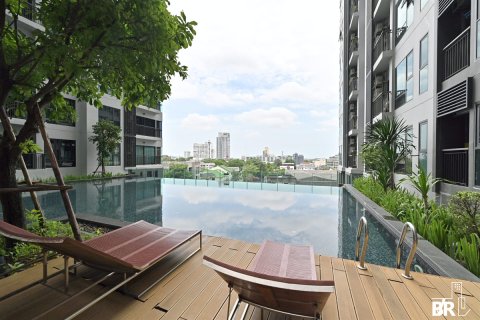 Condo in Bangkok, Thailand, 1 bedroom  № 185484 - photo 10