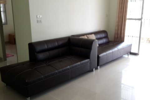 Casa de 3 dormitorios en Pattaya, Tailandia № 243354 - foto 5