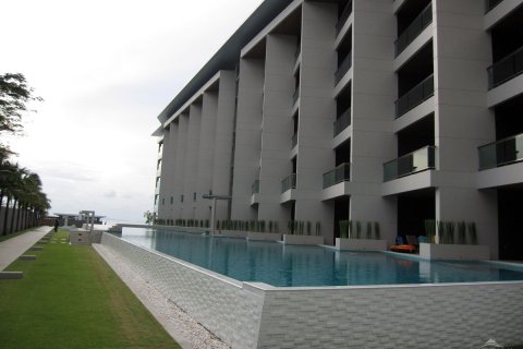Condo in Pattaya, Thailand, 2 bedrooms  № 242608 - photo 1