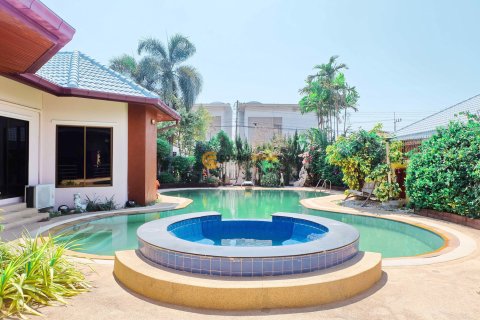 Estudio en Pattaya, Tailandia № 243483