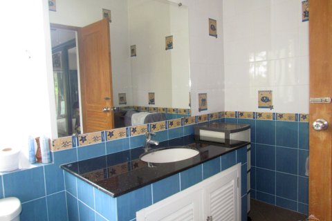 Haus in Pattaya, Thailand 4 Schlafzimmer № 243333 - Foto 16