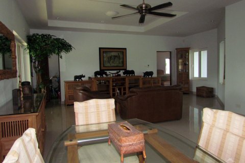 Haus in Pattaya, Thailand 4 Schlafzimmer № 243333 - Foto 5