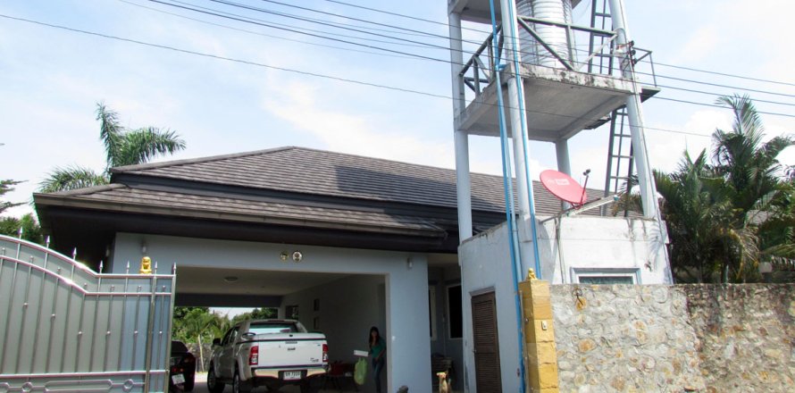 Haus in Pattaya, Thailand 4 Schlafzimmer № 243333