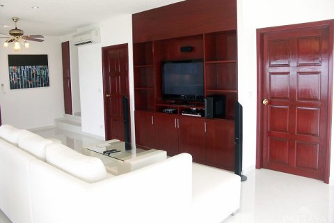 Condominio de 1 dormitorio en Pattaya, Tailandia № 242691 - foto 3