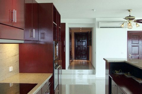 Condominio de 1 dormitorio en Pattaya, Tailandia № 242691 - foto 8