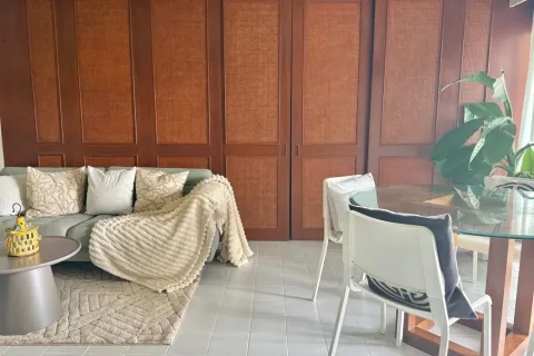 Estudio en el condominio en Bang Tao, Tailandia № 241494 - foto 2
