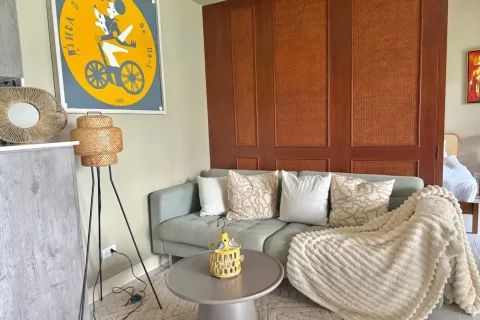 Estudio en el condominio en Bang Tao, Tailandia № 241494