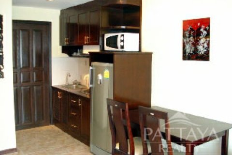 Condominio de 1 dormitorio en Jomtien Beach, Pattaya, Tailandia № 242632 - foto 2