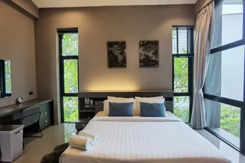 Casa de 3 dormitorios en Bang Tao, Tailandia № 125610 - foto 22