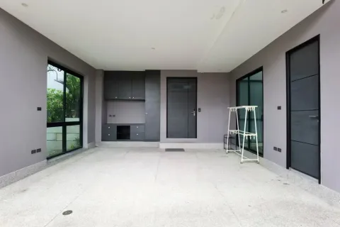 Casa de 3 dormitorios en Bang Tao, Tailandia № 125610 - foto 15