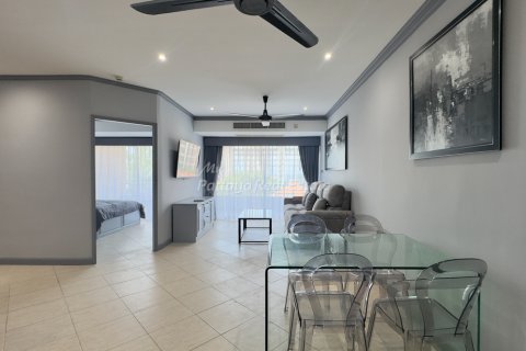 Condominio de 2 dormitorios en Bang Lamung, Tailandia № 234238