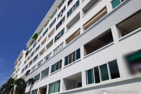 Condominio de 1 dormitorio en Pattaya, Tailandia № 205447 - foto 5