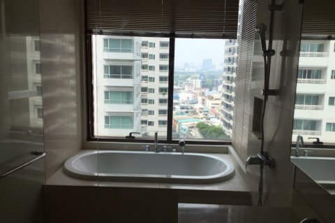 Eigentumswohnung in Watthana, Bangkok, Thailand, 2 Schlafzimmer № 251011 - Foto 2