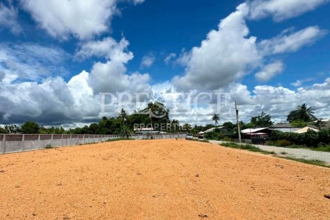 Land in Pattaya, Thailand 2048 sq.m. № 241655 - photo 2