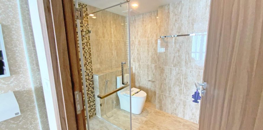 Condominio de 1 dormitorio en Pattaya, Tailandia en GRAND AVENUE RESIDENCE № 243418
