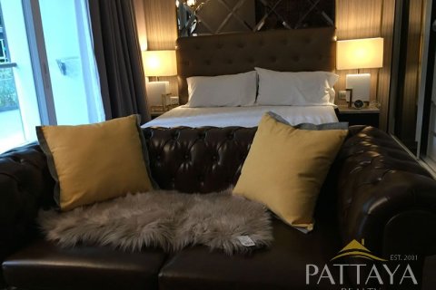 Condo in Pattaya, Thailand, 1 bedroom  № 242416 - photo 3