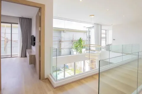 Casa de 3 dormitorios en Bang Tao, Tailandia № 84899 - foto 11