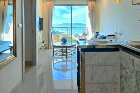 Apartamento de 2 habitaciones en Pattaya, Tailandia № 214137 - foto 4