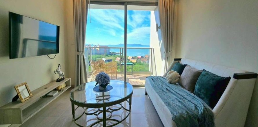 Apartamento de 2 habitaciones en Pattaya, Tailandia № 214137
