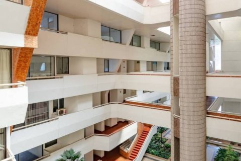Condominio de 3 dormitorios en Pattaya, Tailandia № 241963