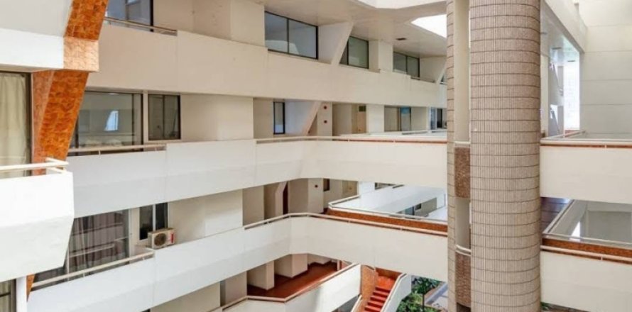 Condominio de 3 dormitorios en Pattaya, Tailandia № 241963