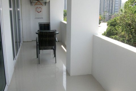 Condo in Pattaya, Thailand, 1 bedroom  № 242658 - photo 6