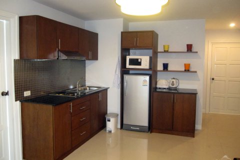 Condo in Pattaya, Thailand, 1 bedroom  № 242658 - photo 4