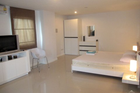 Condo in Pattaya, Thailand, 1 bedroom  № 242658 - photo 7